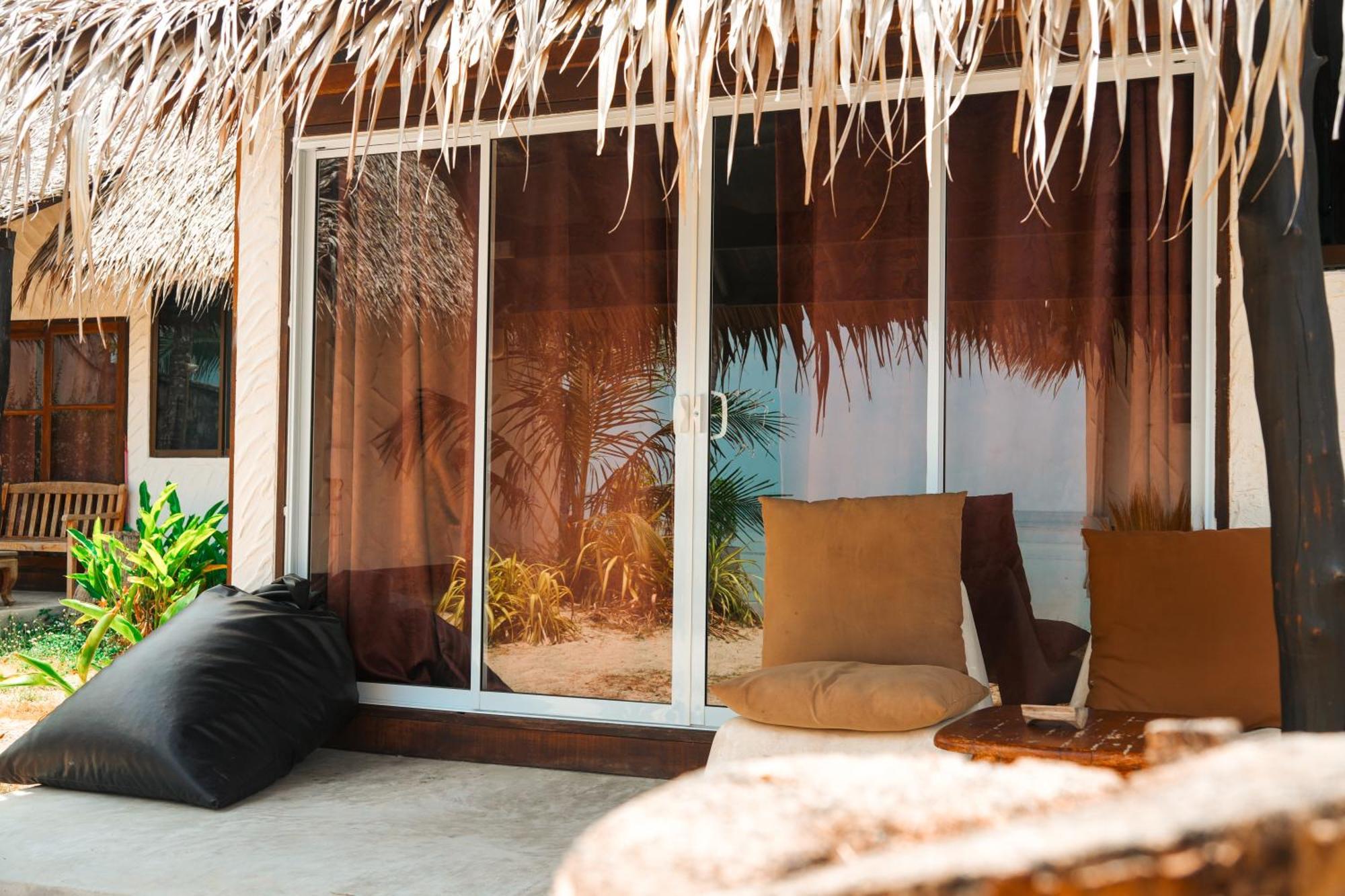Wild Wood X Hansa Beach Fitness Resort Thong Sala Extérieur photo